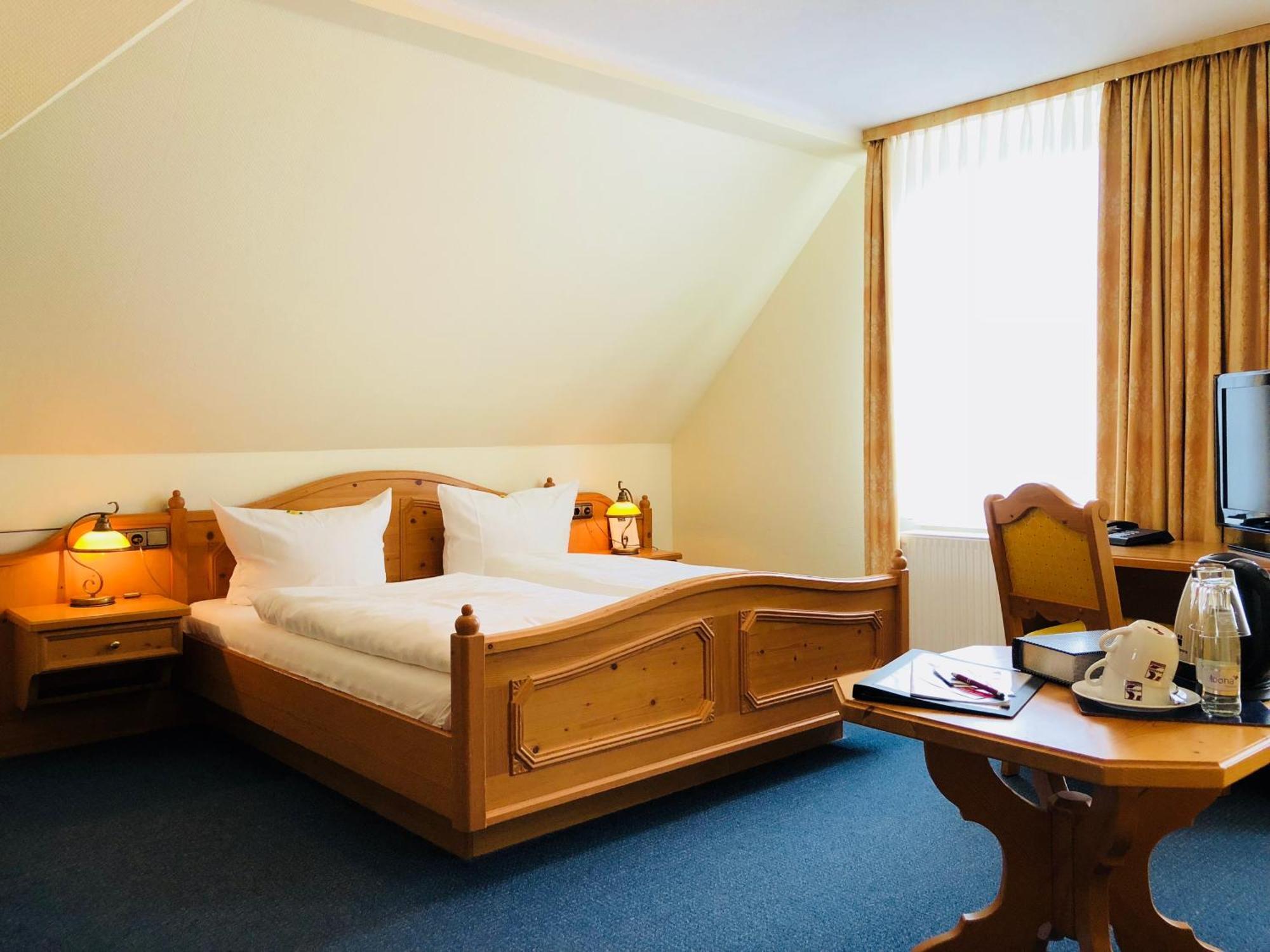 Waldhaus Oelper Hotel Braunschweig Bagian luar foto