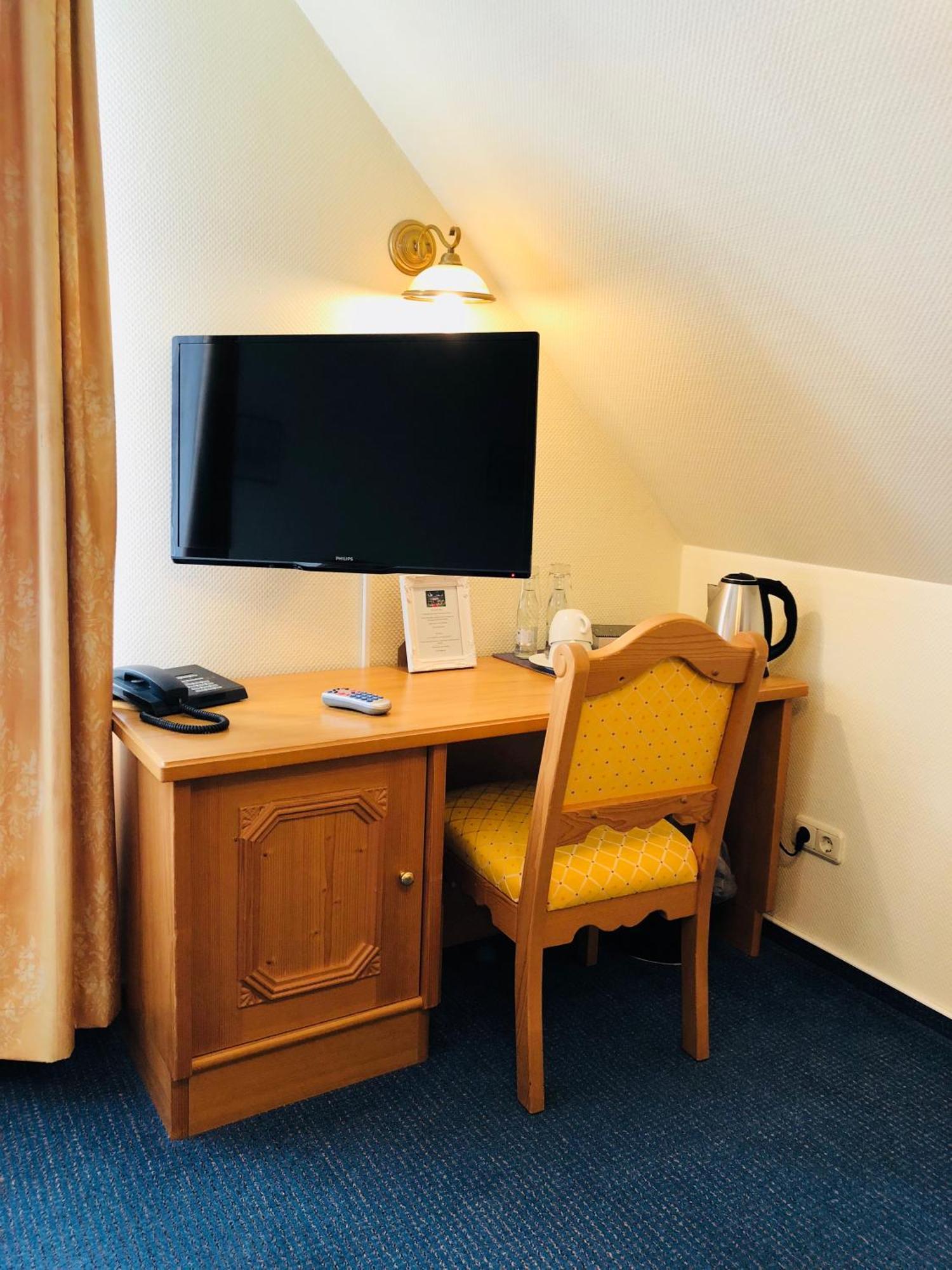 Waldhaus Oelper Hotel Braunschweig Bagian luar foto